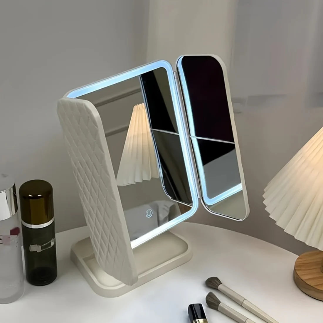 Espejo De Maquillaje Triple Iluminado